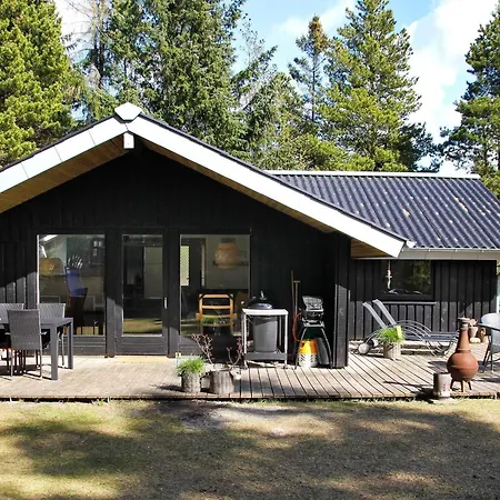 4 Star Holiday Home In Norre Nebel Holiday home *
