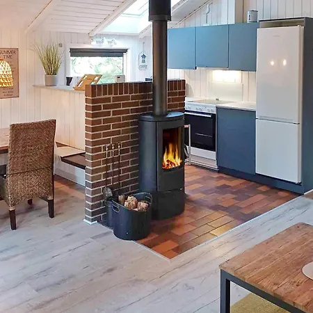 4 Star Holiday Home In Norre Nebel *