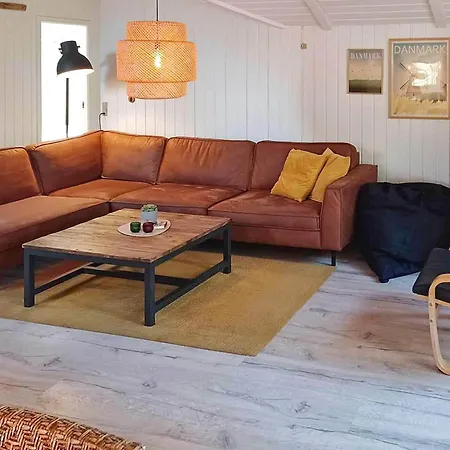 6 Person In Norre Nebel-by Traum