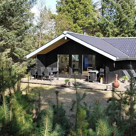 4 Star Holiday Home In Norre Nebel Holiday home *