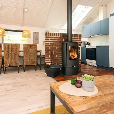 4 Star In Holiday home